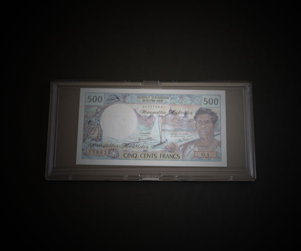 regular size banknote paper money currency slab to protect